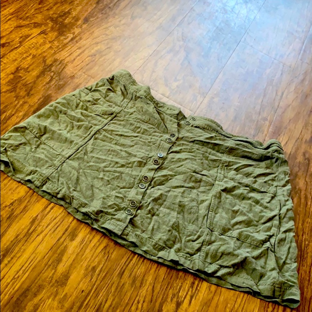 Forest green, cute casual, army-style skirt!
